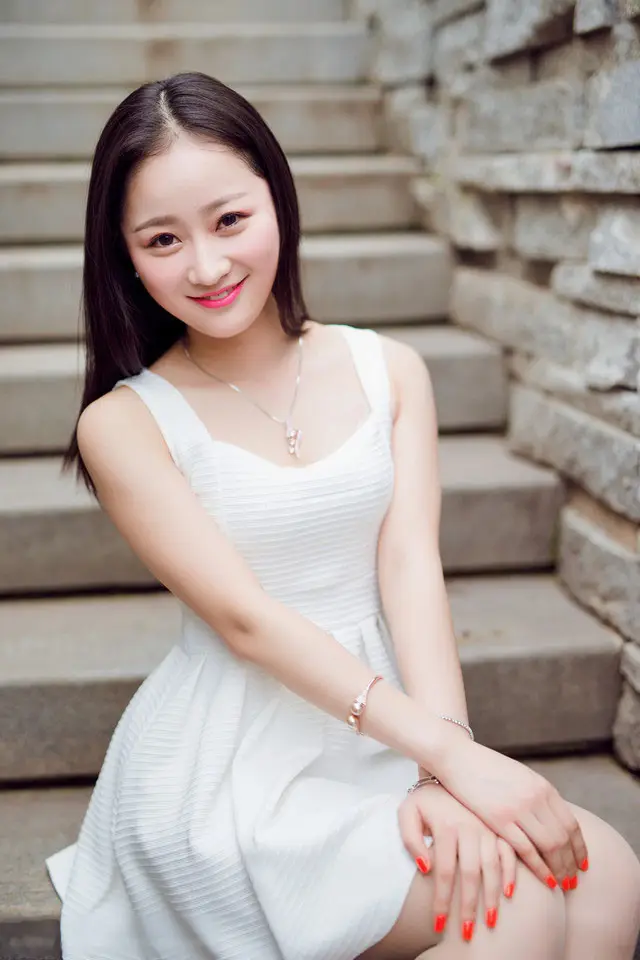 天津温州私人伴游商务伴游乔妹的联系方式！